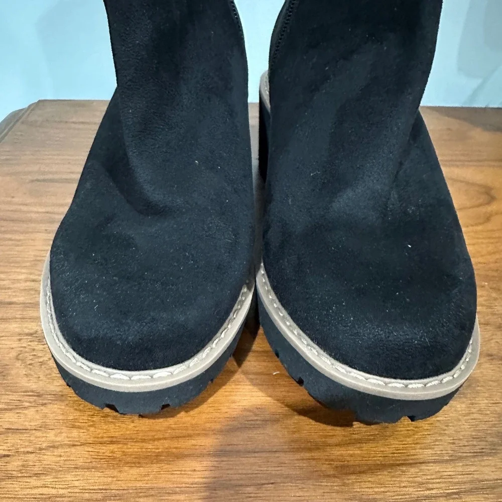 Giani Bernini Black Platform Lug Sole Ankle Boots Womens Size 8 Memory Foam